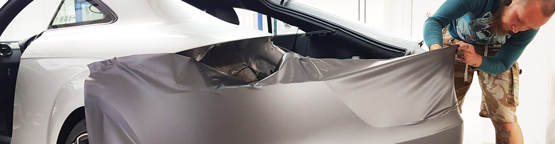 Folieren lernen, Car Wrapping Seminare, Kurse Autofolierung